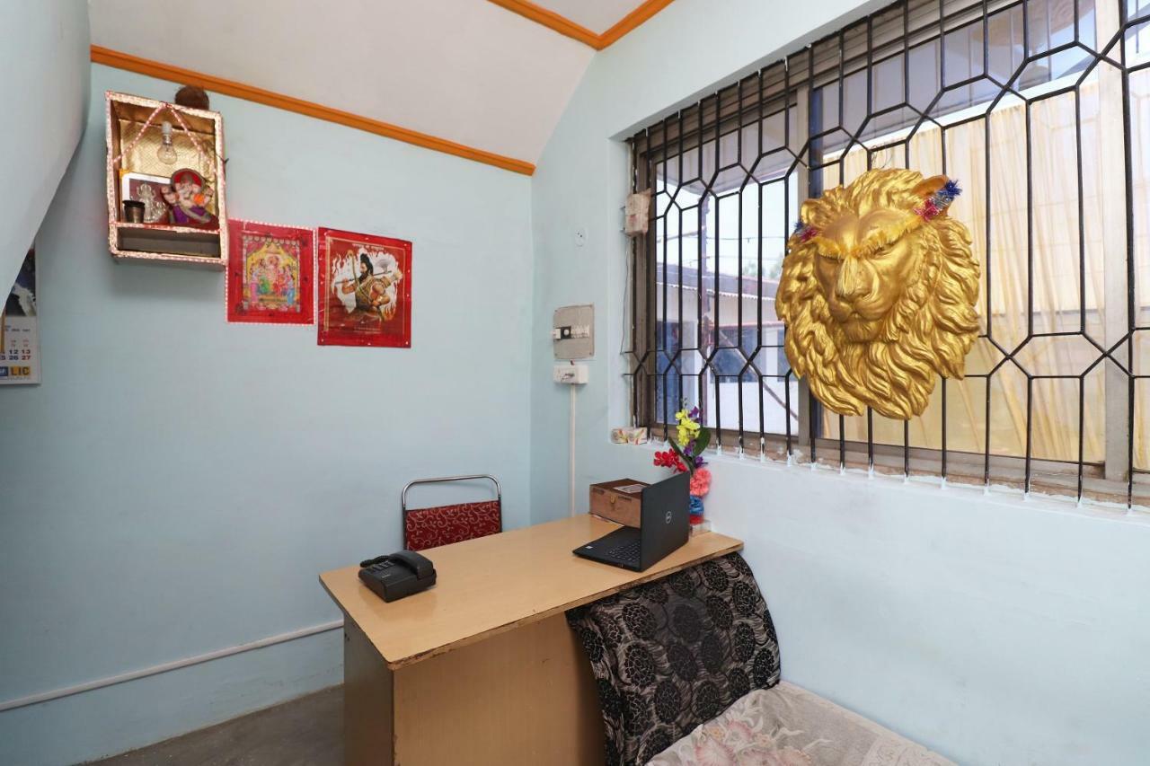 Oyo 31112 Hotel Abhinandan Palace Rāipur 外观 照片