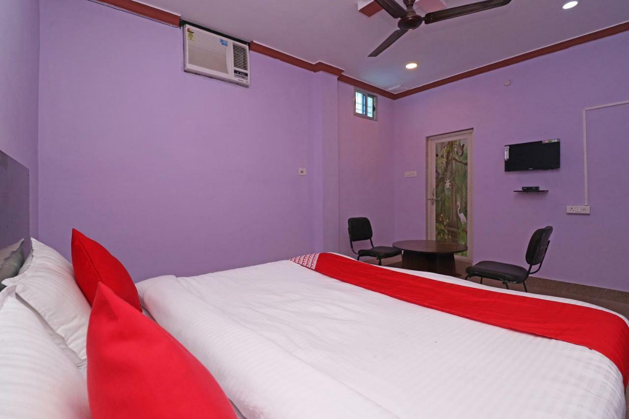 Oyo 31112 Hotel Abhinandan Palace Rāipur 外观 照片